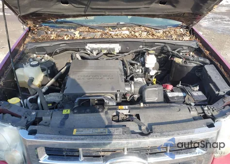 2010 Ford Escape Xlt from USA, damaged, VIN 1FMCU0DG4AKB60814